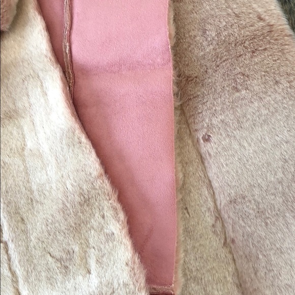 NWOT Pink Suede & Faux Fur Scarf & Mittens - Picture 3 of 3
